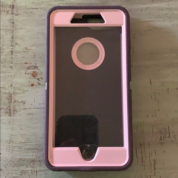 Gentley Used Otterbox Case for IPhone 6 Plus - Picture 1 of 4